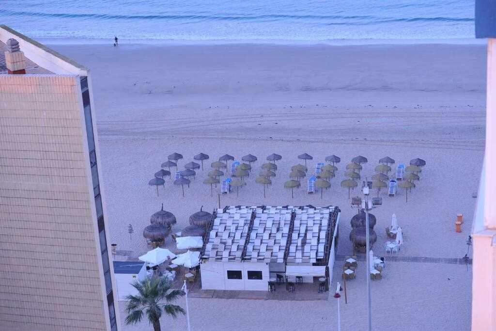 Atico Apartamento Loft Playa Victoria Cadiz Exterior photo